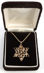 STAR OF DAVID NECKLACE IN 14K GOLD WITH GOLD CHAIN