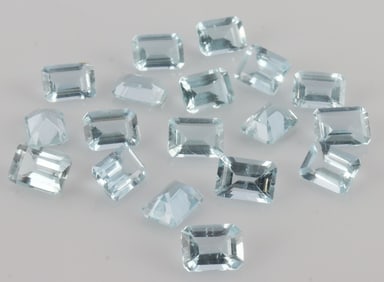 15 CARATS OF LOOSE CUT AQUAMARINE BERYL
