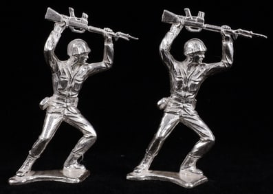 LOT OF TWO 999 FINE SILVER SOLDIERS 70 GRAMS