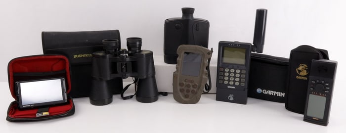 6 PCS GARMIN GPS AND BUSHNELL TACTICAL BINOCULARS