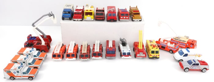 LOT OF 24 1970'S 1980'S MATCHBOX TOY CARS