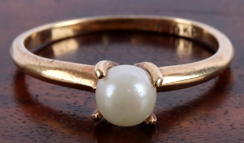 10K YELLOW GOLD PEARL RING SIZE 4