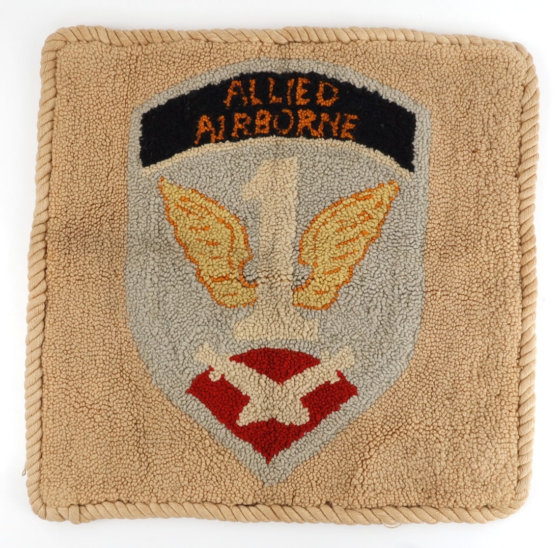 WWII US FIRST ALLIED AIRBORNE KNIT PILLOW COVER: First Allied Airborne knit pillow cover. 16 X 16 inches. Fabrics do not fluoresce under UV light. Very good condition.