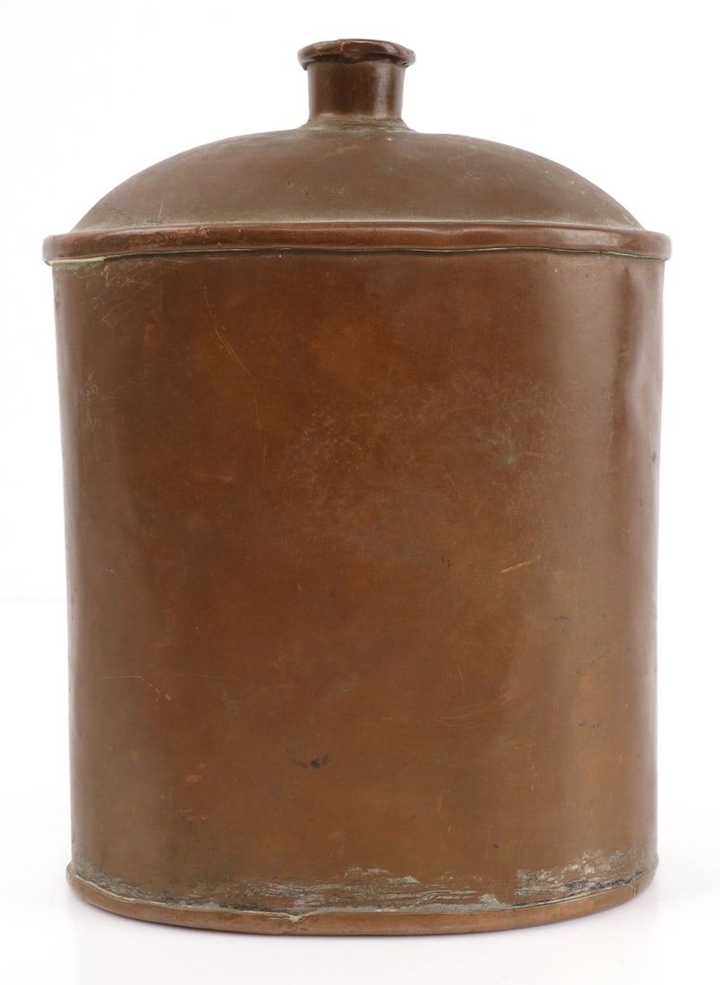 19TH CENTURY BRASS CANTEEN FLASK: Antique brass canteen flask, likely 19th century. 4.25 X 6 inches. Very good, original condition.