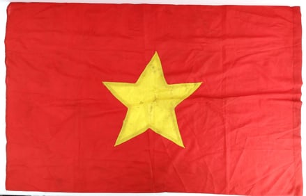 VIETNAM WAR VIETNAMESE COMMUNIST FLAG VIET CONG