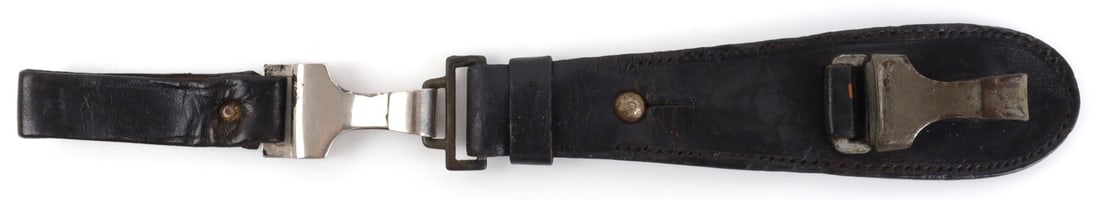 WWII GERMAN D.R.G.M.A. LEATHER DAGGER HANGER: Very good, original condition. 11.5 inches overall.