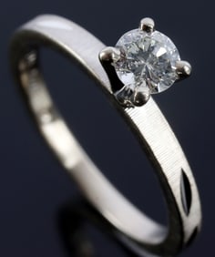 .2 CARAT 14K WHITE GOLD SOLITAIRE ENGAGEMENT RING