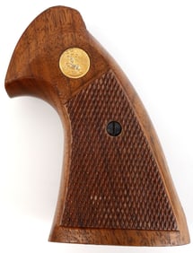 ONE PAIR OF COLT DIAMONDBACK REVOLVER GRIPS