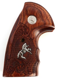 ONE PAIR OF COLT REVOLVER WOOD GRIPS