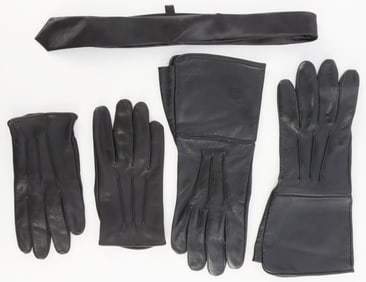 WWII GERMAN SS STYLE LEATHER GLOVES AND SILK TIE