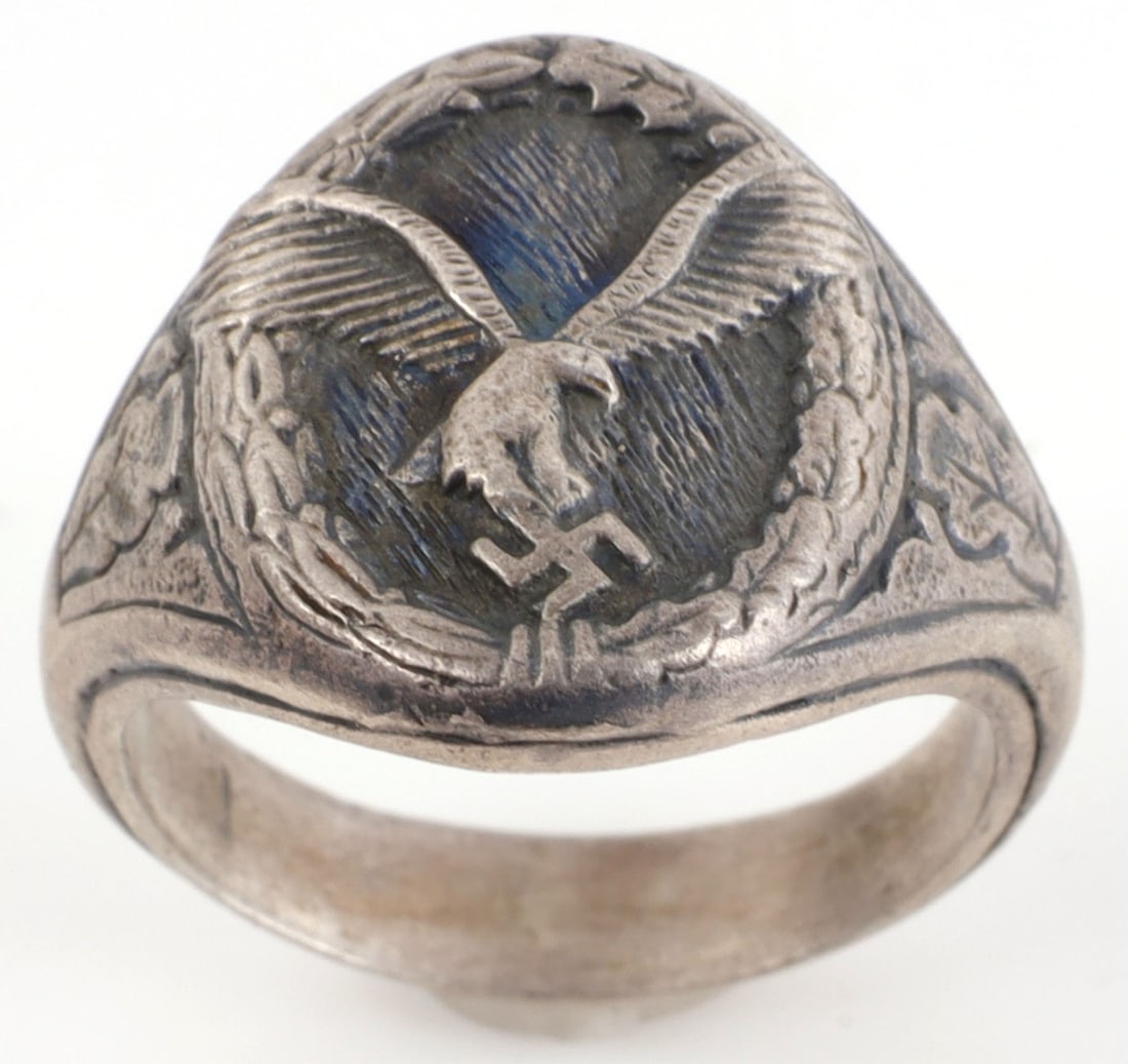 WWII GERMAN THIRD REICH LUFTWAFFE SILVER RING SZ 7: Luftwaffe Pilot Observer badge ring. Size 7. Very good condition.
