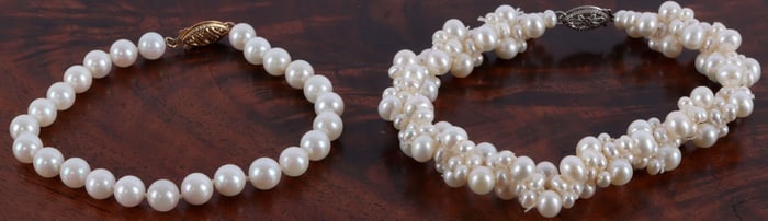 LOT OF 2 PEARL BRACELETS STRAND & CLUSTER