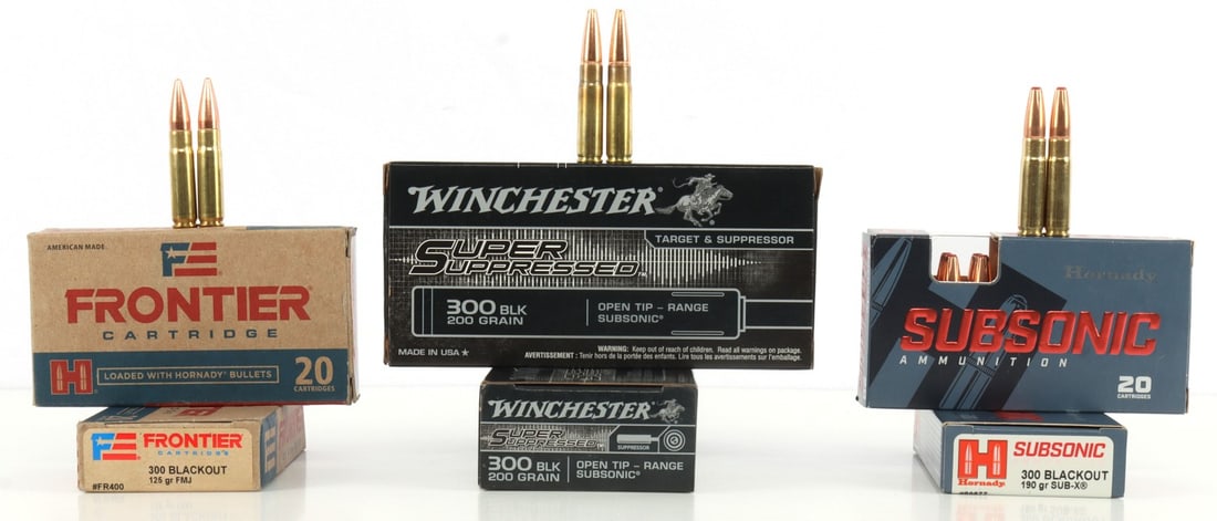 120 RDS .300 AAC BLACKOUT SUBSONIC RIFLE AMMO: Lot of 120 rounds factory new .300 AAC Blackout rifle ammunition. Includes 2 boxes Hornady Subsonic #80877 190gr Sub-X, 2 boxes Winchester Super Supressed 200gr open tip and 2 boxes Hornady Frontier 1