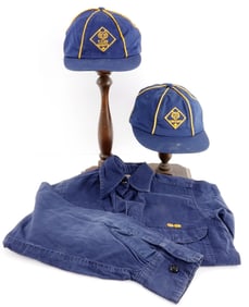 WWII ERA CUB SCOUTS SHIRT & 2 KEPI CAPS 1 NAMED
