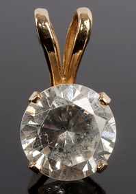 14KT YELLOW GOLD PENDANT & SIMULATED DIAMOND