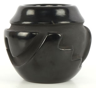 BELEN TAPIA 1916-1999 SANTA CLARA PUEBLO POTTERY