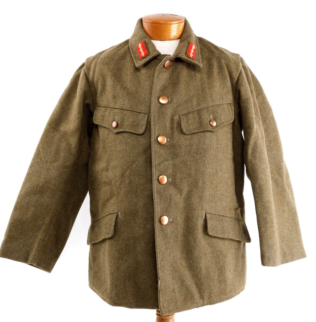 WWII IMPERIAL JAPAN IJA SERGEANT MAJOR TUNIC: Tunic for the Imperial Japanese Army, olive green with red and copper accents. Sergeant major's insignia on the collar tab. Japanese inked maker's mark on interior of jacket. Very good, original condi