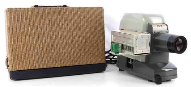 SVE SLIDE PROJECTOR WITH CASE