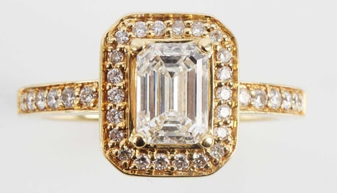 1 CT IGI LAB DIAMOND 18K GOLD HALO ENGAGEMENT RING