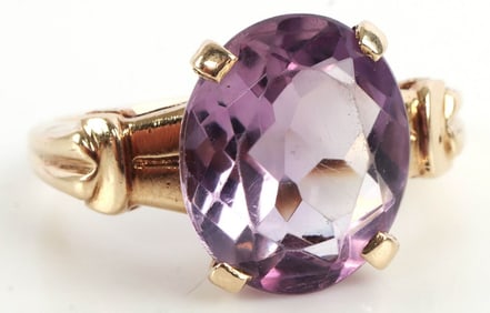 3.66 CARAT AMETHYST 10K YELLOW GOLD SOLITAIRE RING