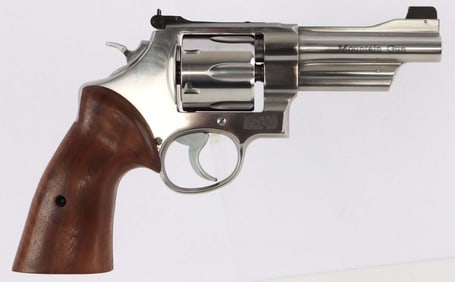 SMITH & WESSON 610 MOUNTAIN GUN 10MM REVOLVER