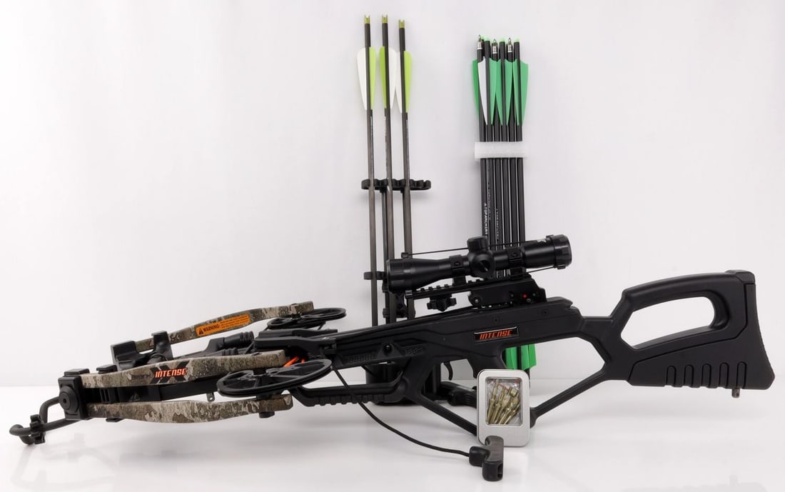 BEAR ARCHERY INTENSE CROSSBOW KIT WITH 15 BOLTS: Bear Archery Intense hunting crossbow with 4x32 scope. Includes soft case, three Bear TrueX carbon bolts and twelve TopArchery 20" carbon bolts. MPN: AC03A2AA185. "As new" condition, unfired.