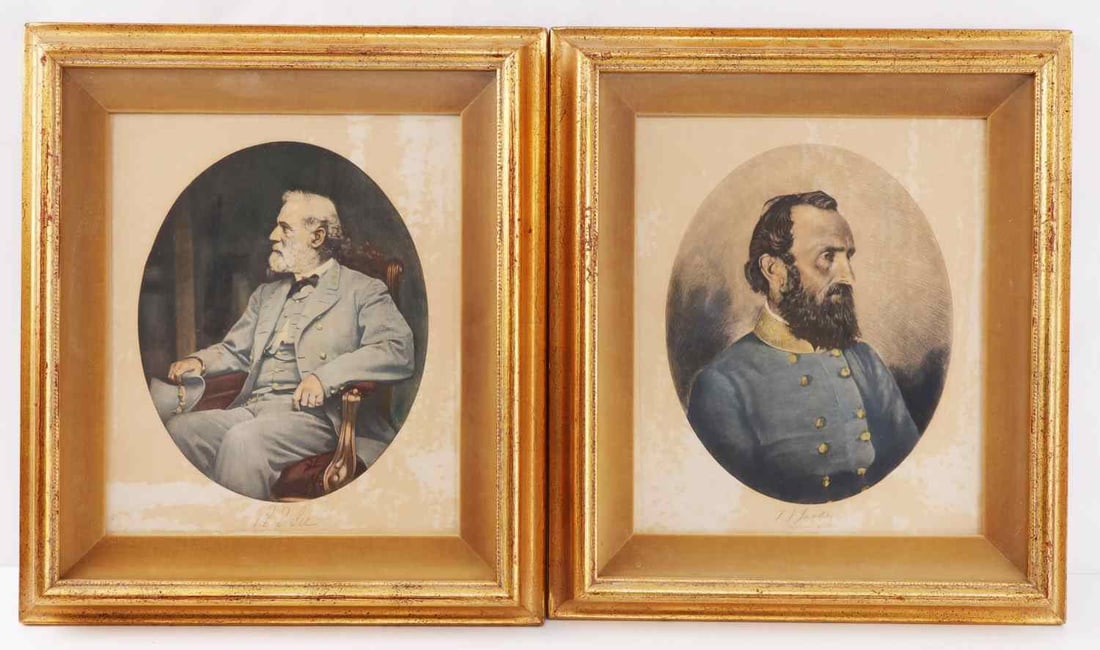 COLORED ENGRAVINGS OF ROBERT LEE STONEWALL LOT 2: Two colored engravings, one depicting Thomas 'Stonewall' Jackson and the other Robert E. Lee. Both are from Art Lore, and both measure 14.5 X 17 inches. Very good, original condition.