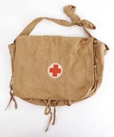 VIETNAM WAR VIET CONG MEDIC BAG IN KHAKI