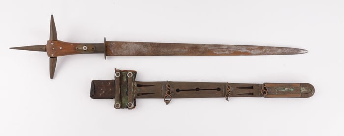 NORTH AFRICAN TUAREG TALEK ARM DAGGER