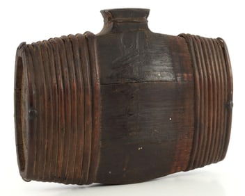 US REVOLUTIONARY WAR HANDMADE WOODEN CANTEEN