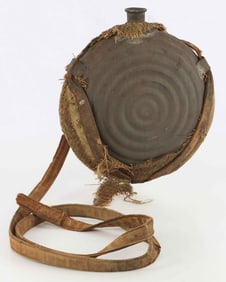 US CIVIL WAR 7 RING BULLSEYE CANTEEN WITH COVER
