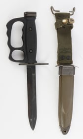 VIETNAM WAR US M7 BAYONET WITH KNUCKLE DUSTER