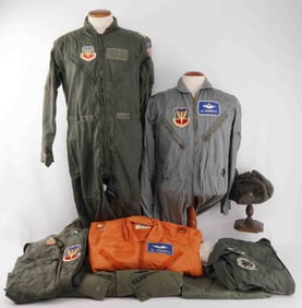 DFC RECIPIENT LT. COL. A.J ROBERTS FLIGHT SUIT LOT
