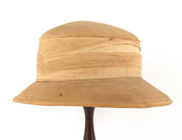 WWII AFRICA PITH HELMET LARGE SIZE 7 3/4
