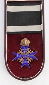 IMPERIAL GERMAN CASED POUR LE MERIT MEDAL