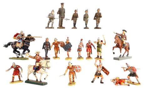 18 ELASTOLIN TOY SOLDIER LOT GERMAN MEDIEVAL 40MM