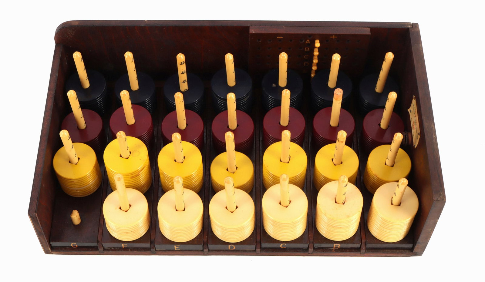 ANTIQUE PYRALIN DELUXE POKER CHIP SET: Over 300 chips with pull out trays, Pyralin posts (1 is broken), 6 scoring pegs. Dupont is maker. Antique wood case measures 13 1/2 x 8 x 5 inches. This lot has a reserve.