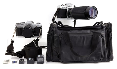 CANON AE 1 & PENTAX K 1000 CAMERA LOT