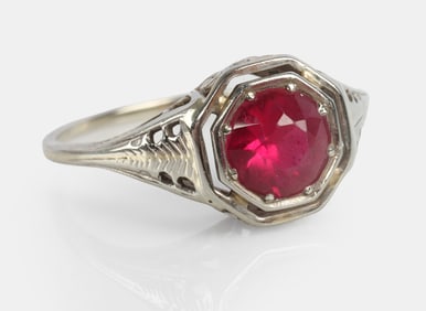 18K WHITE GOLD ANTIQUE RUBY RING SIZE 7.25