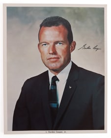GORDON COOPER SIGNED HEAD SHOT PHOTO