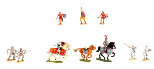 9 ELASTOLIN TOY SOLDIER LOT 15 TO 30 MM