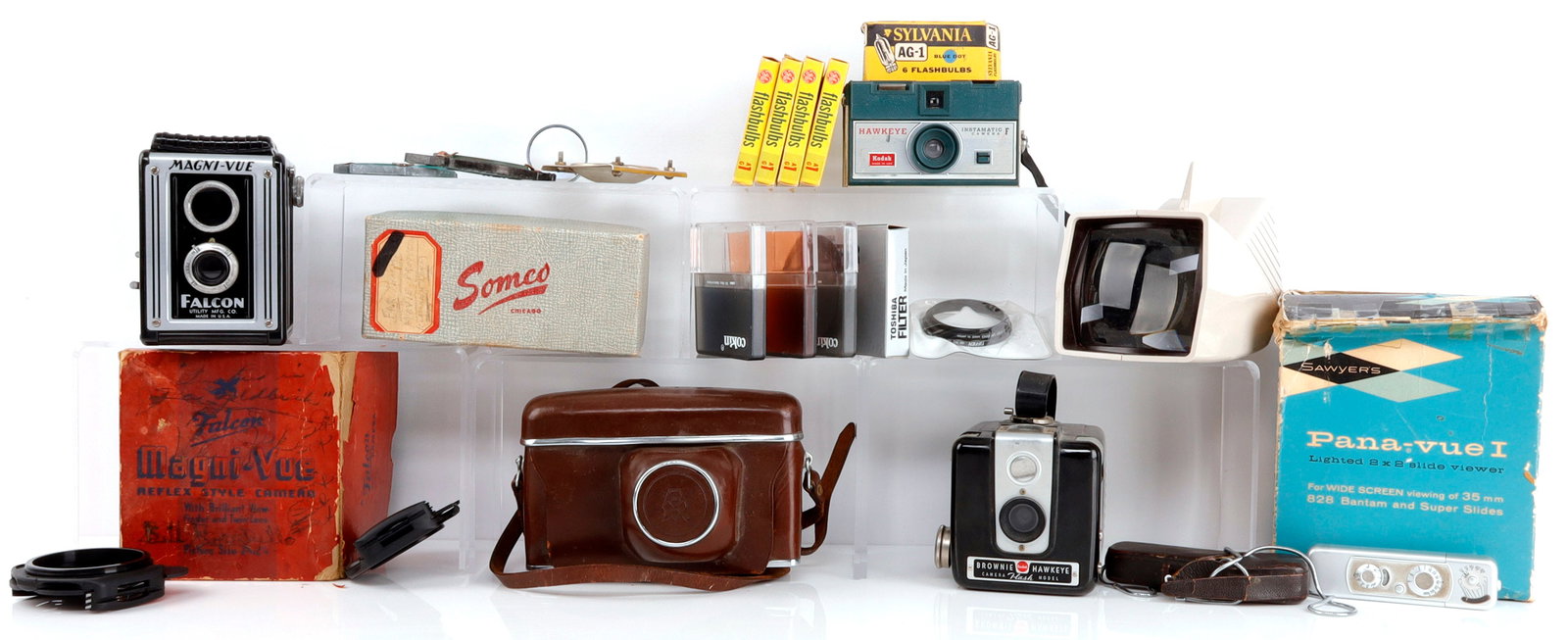 CAMERA LOT LENINGRAD BROWNIE FALCON: All appears to be in good condition, but not tested. Sold as is.