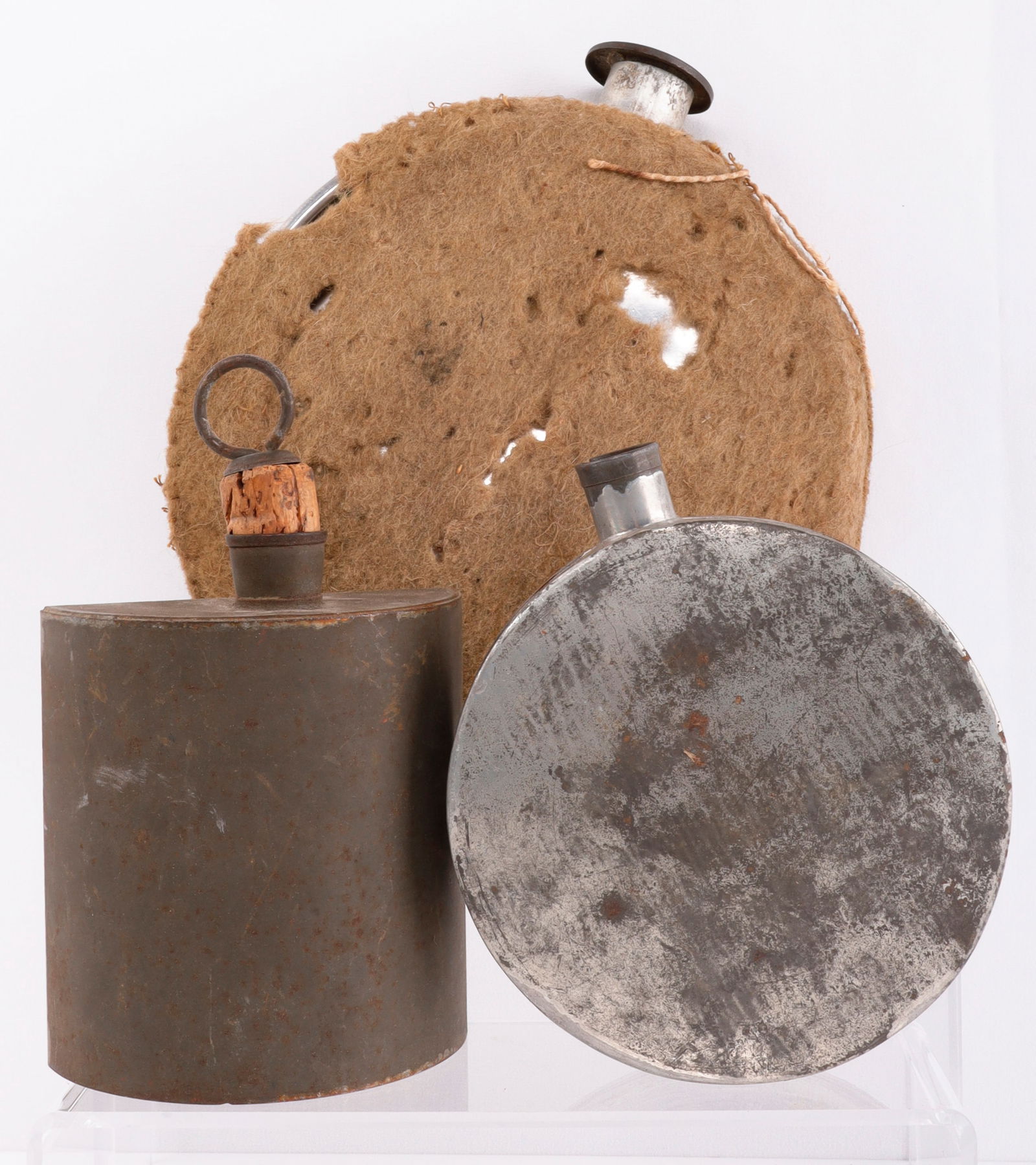 2 MILITIA FLASK & 1 CANTEEN LOT CIVIL WAR TO WWI: 2 Have stops and 1 does not, size range , 6 to 8 1/4 inches.