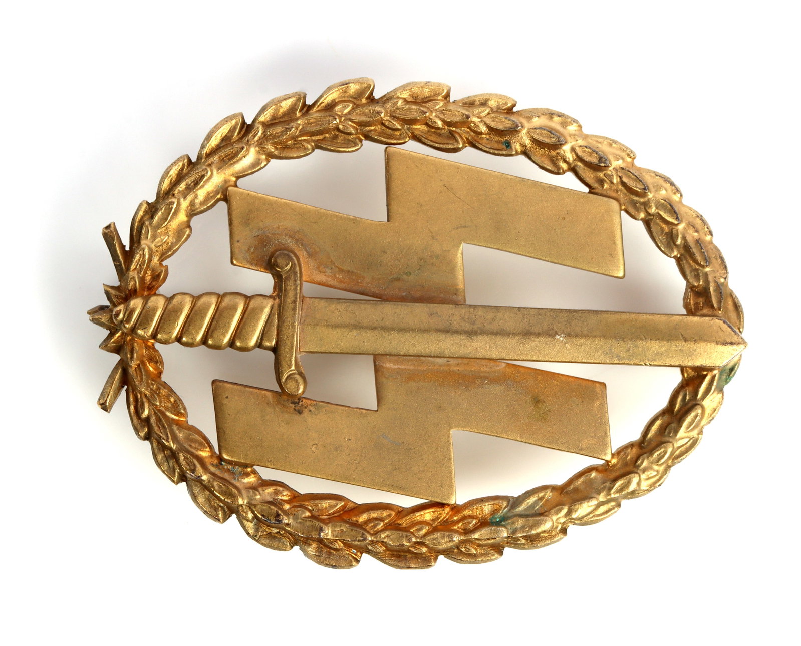 WWII DUTCH SS SPORTS BADGE IN GOLD: A Dutch SS sports badge in gold rank. A sword crossing two SS-Siegrunes. Very good condition.