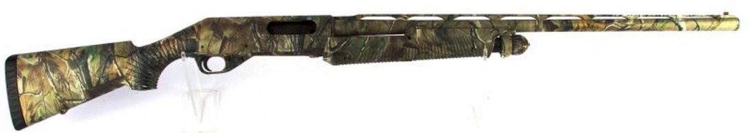 BENELLI NOVA 12 GAUGE PUMP SHOTGUN REALTREE CAMO: Benelli Nova 12 gauge shotgun. 27 inch barrel, chambered for 2 3/4 to 3 1/2 inch shells. Bore is bright and clean, finish and stock excellent. Overall excellent condition.