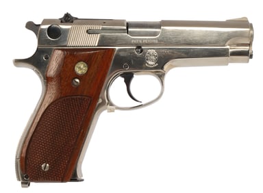 SMITH & WESSON MODEL 39-2 NICKEL 9MM PISTOL