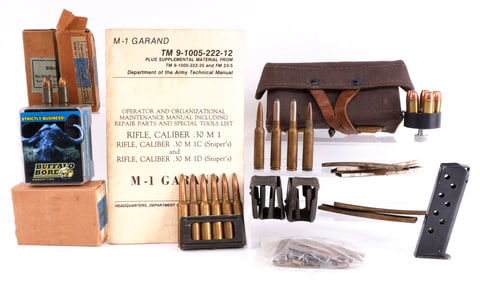 WWII AMMUNITION M-1 GARAND MANUAL & MILITARY LOT