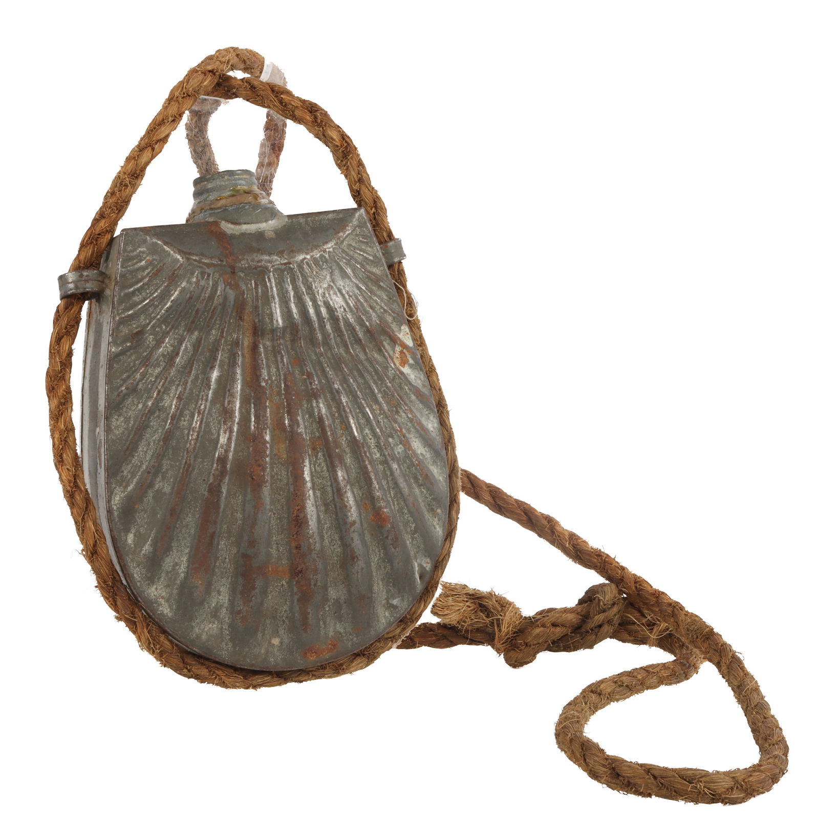 US CIVIL WAR SCALLOPED WHISKEY CANTEEN FLASK: A scalloped whiskey canteen flask from the US Civil War, with braided strap. Spout has been broken and reglued into place. Very good, original condition. Origin: Civil War & Indian Wars