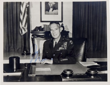 WWII US GENERAL MARK WAYNE CLARK SIGNED PHOTOGRAPH