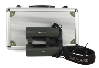 SWAROVSKI OPTIK AUSTRIA EL 10X42 BINOCULARS
